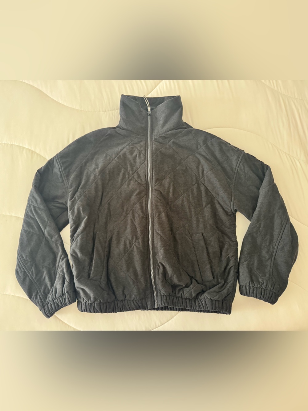 Vuori Halo Quilted Bomber Jacket - Black Heathered